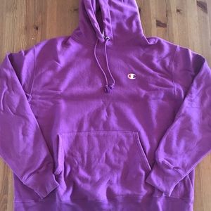 Men’s Urban Outfitters Champion hoodie